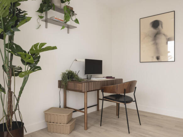 Low Res Billy Bolton Greystar Pearl Yard Amenities+Dog 065