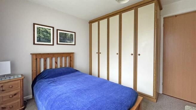 Bedroom 4.jpg