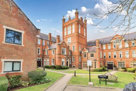 King Edward Place, Bushey