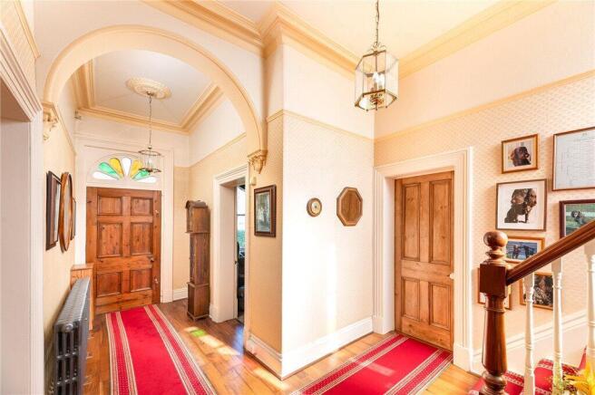 4 bed Detached for sale Image 10