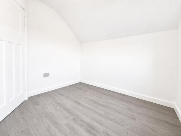 3 bed House to rent Image 9