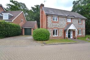 2, Nepal Gardens, Church Crookham, Fleet GU52 8LL