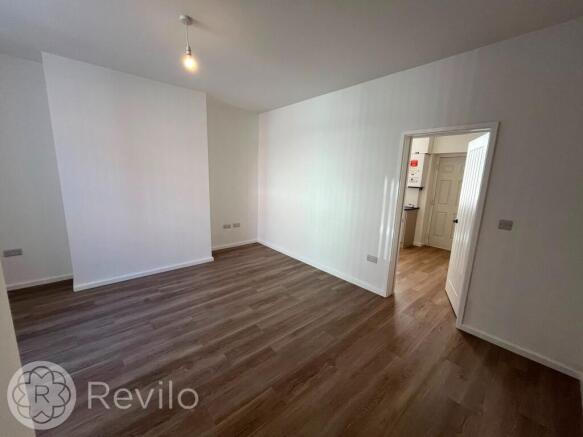 3 bed Terraced to rent Image 7