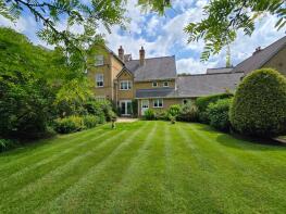 6, Devisdale Grange, Groby Road, Altrincham WA14 2BY