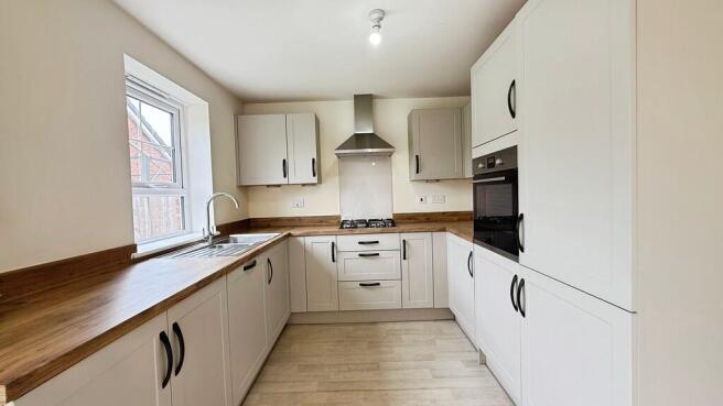 Kitchen/dining ro...