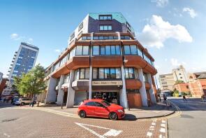 Flat 8, 19 23 Butler House, Market Street, Maidenhead SL6 8AA