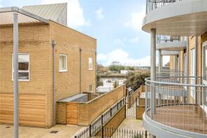 91, Almansa Way, Lymington SO41 9PZ