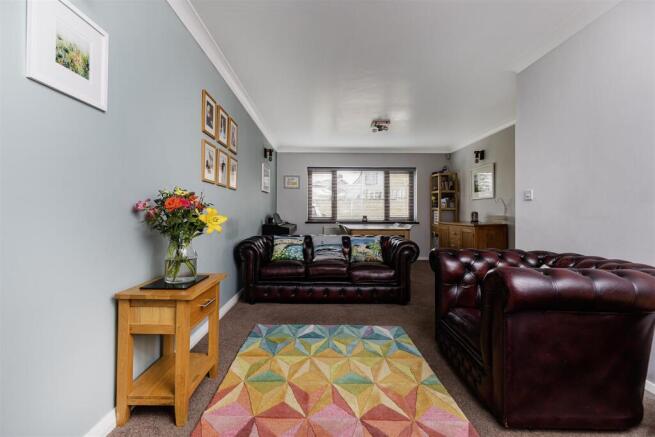 3 bed Detached for sale Image 7