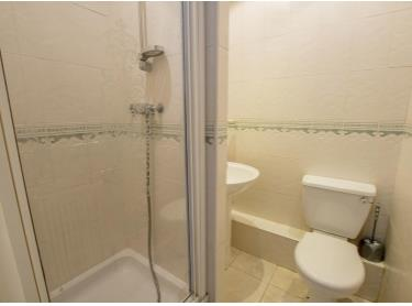 En suite shower room
