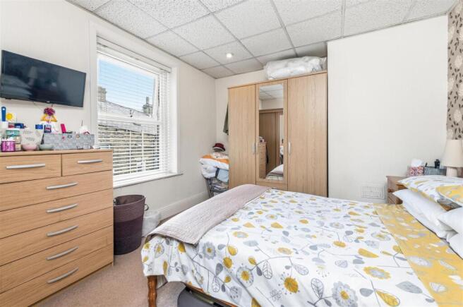 2 bed Terraced for sale Image 8