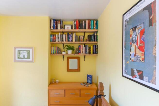 ENALSNHOJTS421 - Bedroom B.jpg