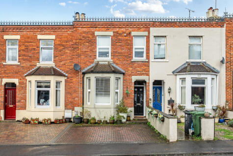 Kingshill Road, Kingshill, Swindon, SN1