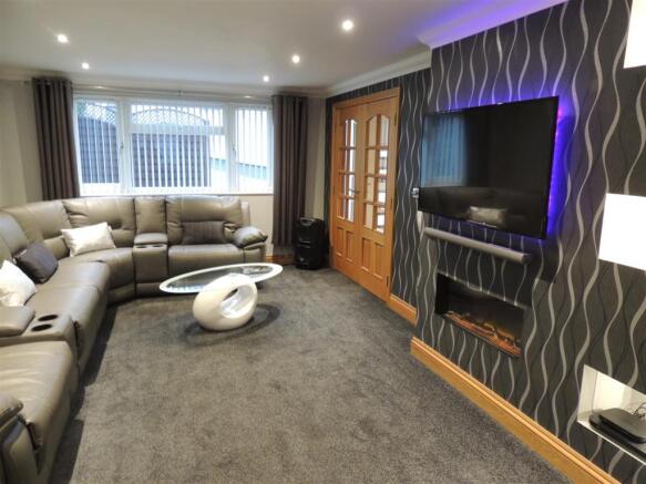 Lounge: