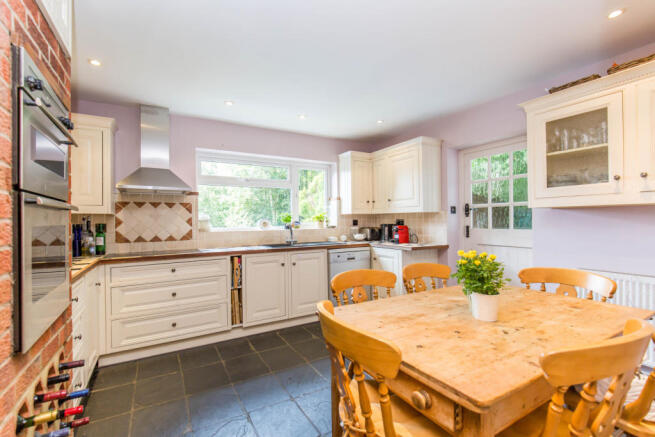 Kitchen / Breakfast