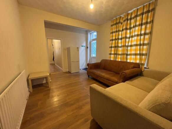 1cfcc3c2-3cda-4a8...