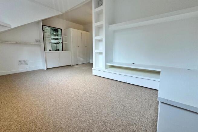 Living Space/Bedroom