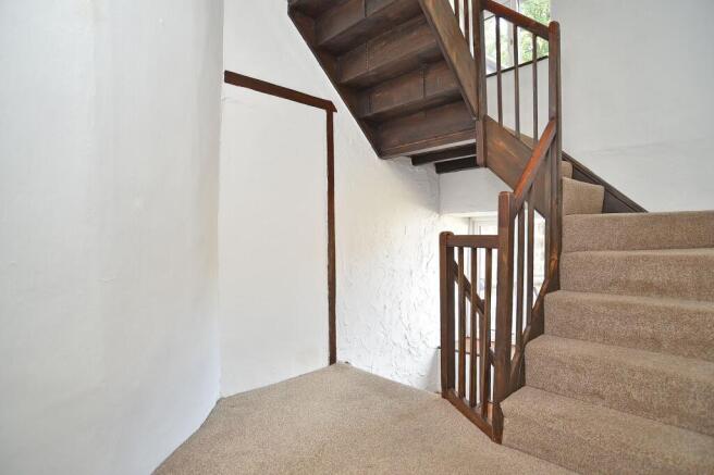 3 bed Semi-Detached for sale Image 8