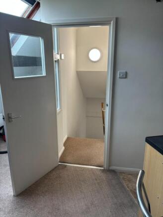 1 bed Flat to rent Image 6
