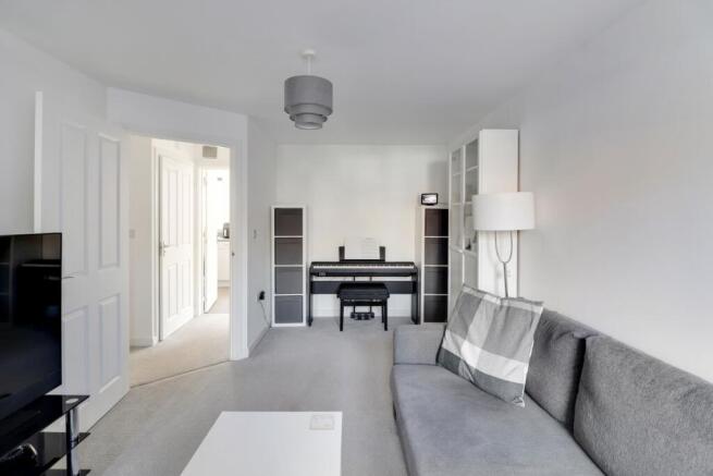 3 bed Semi-Detached for sale Image 5