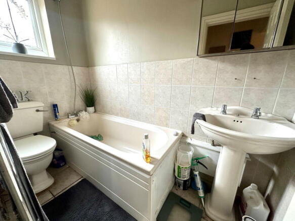 2 bed Terraced for sale Image 7