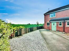 55, Bridge Close, Church Fenton, Tadcaster LS24 9GZ