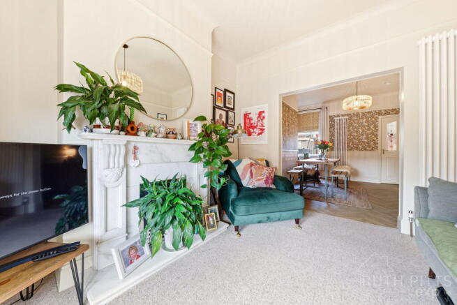 3 bed Terraced for sale Image 6