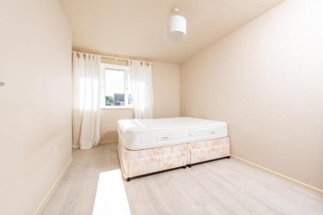 23 Bushey Close - Low07