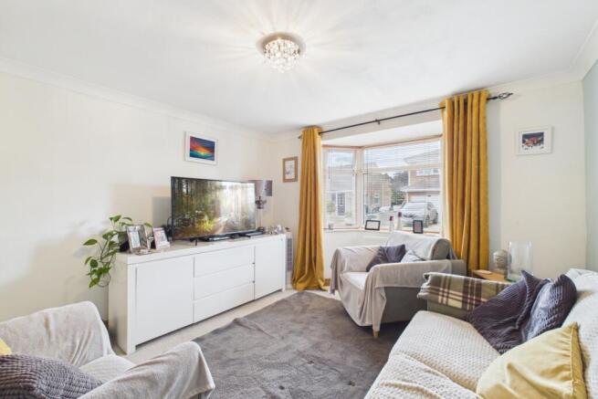 3 bed Semi-Detached for sale Image 6