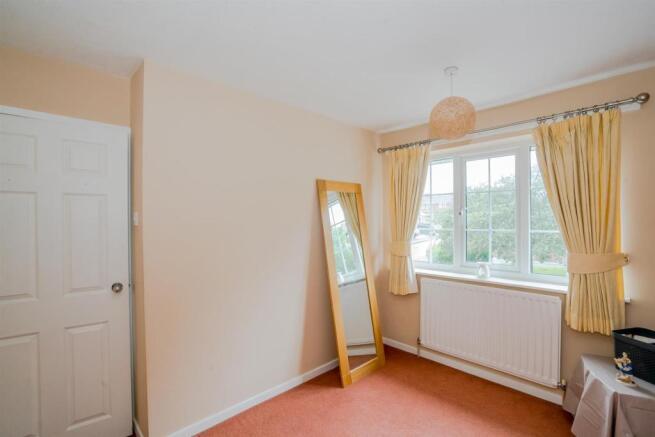 44, Badgers Way, Heath Hayes, Cannock, Staffordshi