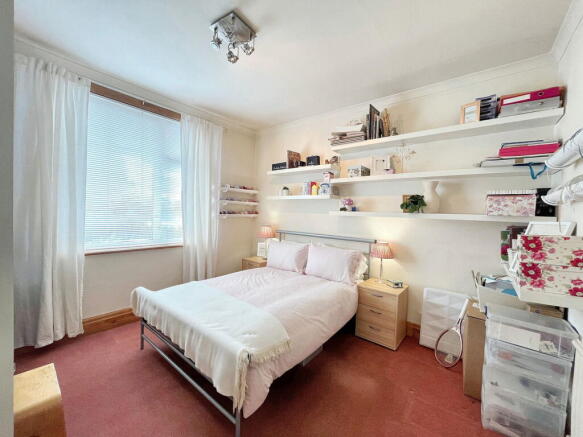 3 bed Semi-Detached for sale Image 8