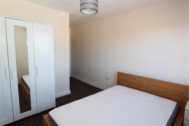 Bedroom 1.JPG