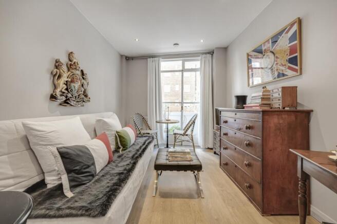 KFH__Oslo_Court__NW8