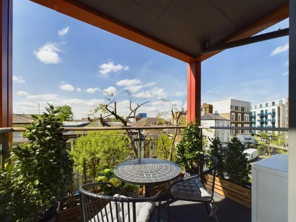 CAM02337G0-PR0168...