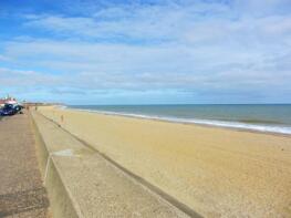 11, Ostend Place, Norwich NR12 0NJ
