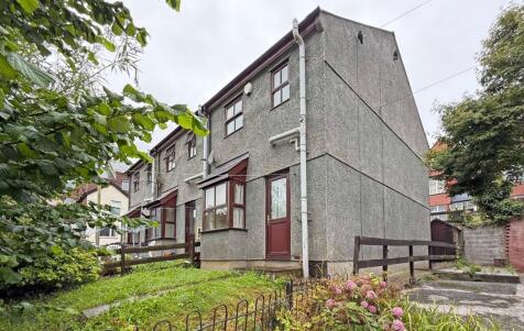 Gerddi Abaty, Bangor, Gwynedd, LL57