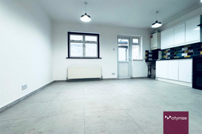 Kitchen & Dinning