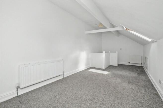 2 bed Terraced for sale Image 8