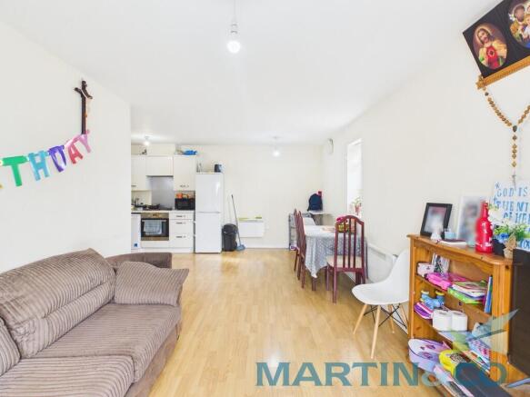 CAM01870G0-PR0199...