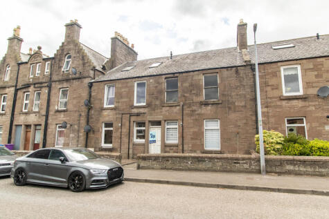 Yeaman Street, Forfar, DD8