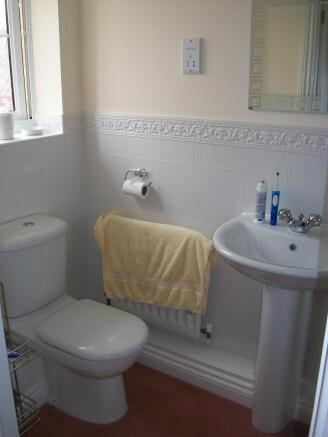 Bedroom 2 - En-suite