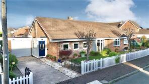 10, Susan Grove, Moreton CH46 0TZ