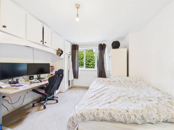 1 bed Flat for sale Image 6