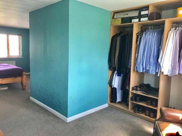 DRESSING AREA