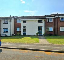 17, Elmhurst Court, Northampton NN3 2LG