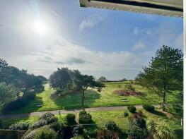 7, 23 Sunnington Court, West Cliff Gardens, Bournemouth BH2 5HL