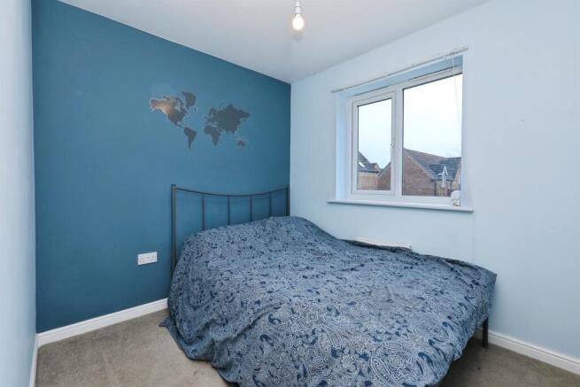 3 bed Semi-Detached for sale Image 11