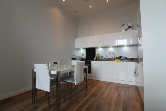 Photo 01