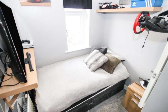 BEDROOM THREE (FRONT)