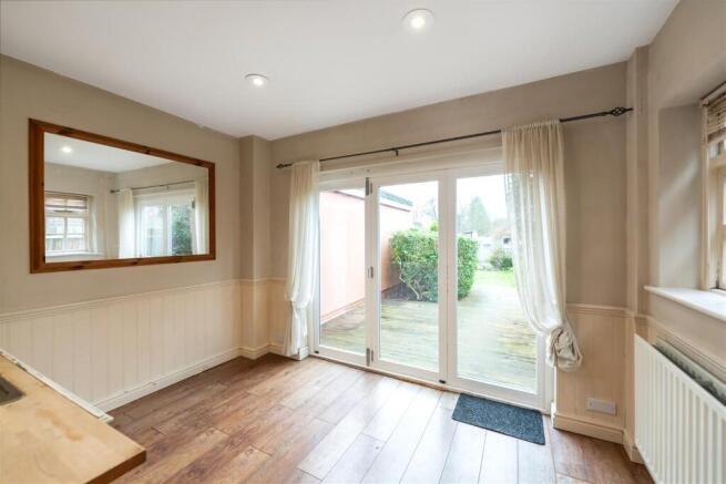 Breakfast Room 
