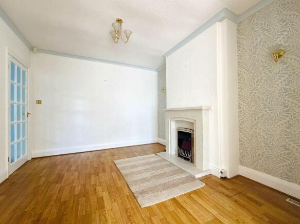 3 bed Semi-Detached for sale Image 6